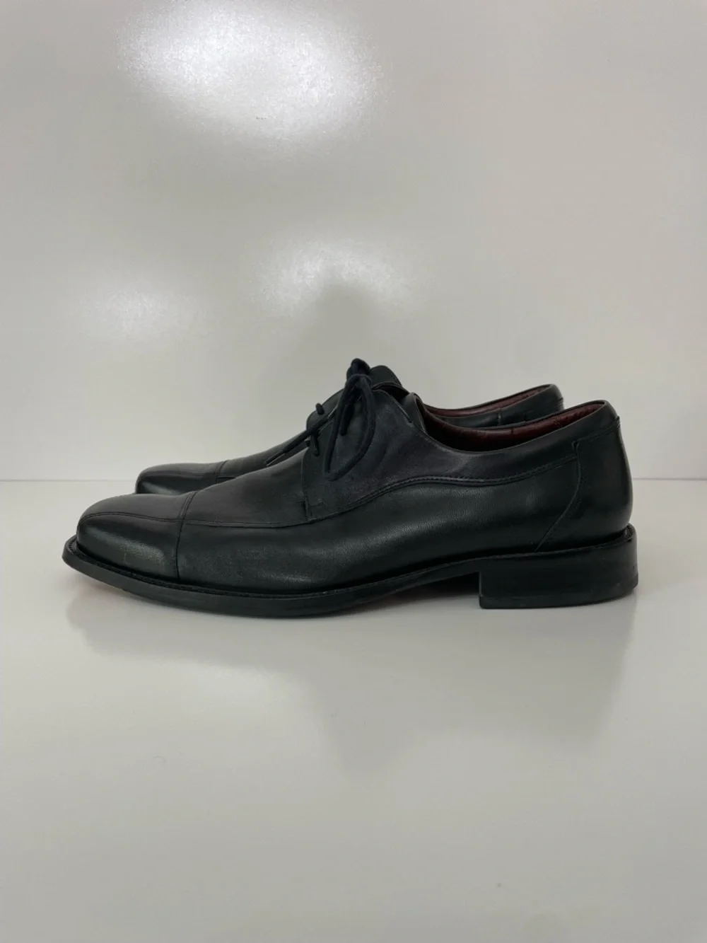Johnston & Murphy classic black